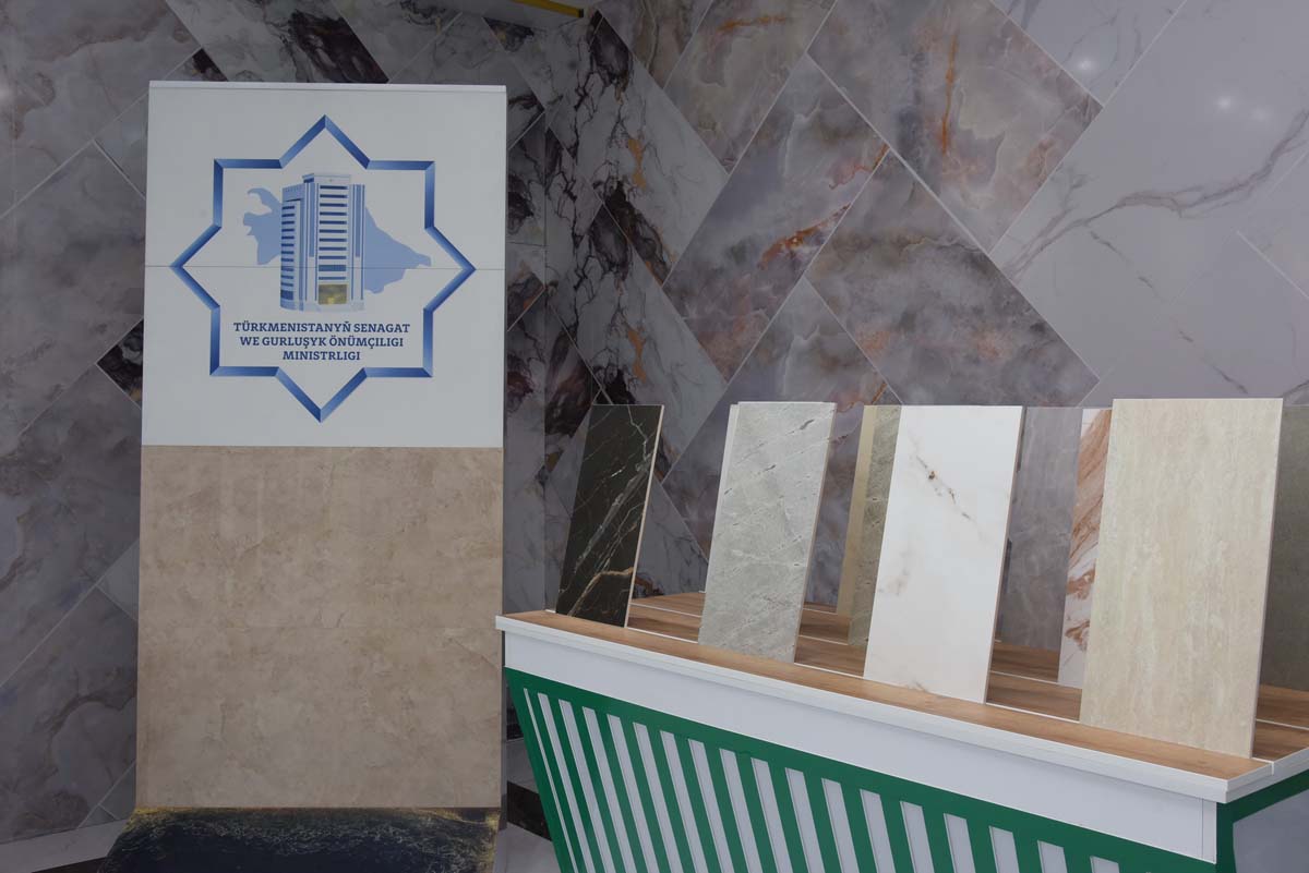 Mikele Pulpito: Türkmenistandaky ýaly ýokary tehnologiýaly keramiki önümler kärhanasy hatda Italiýada-da ýok